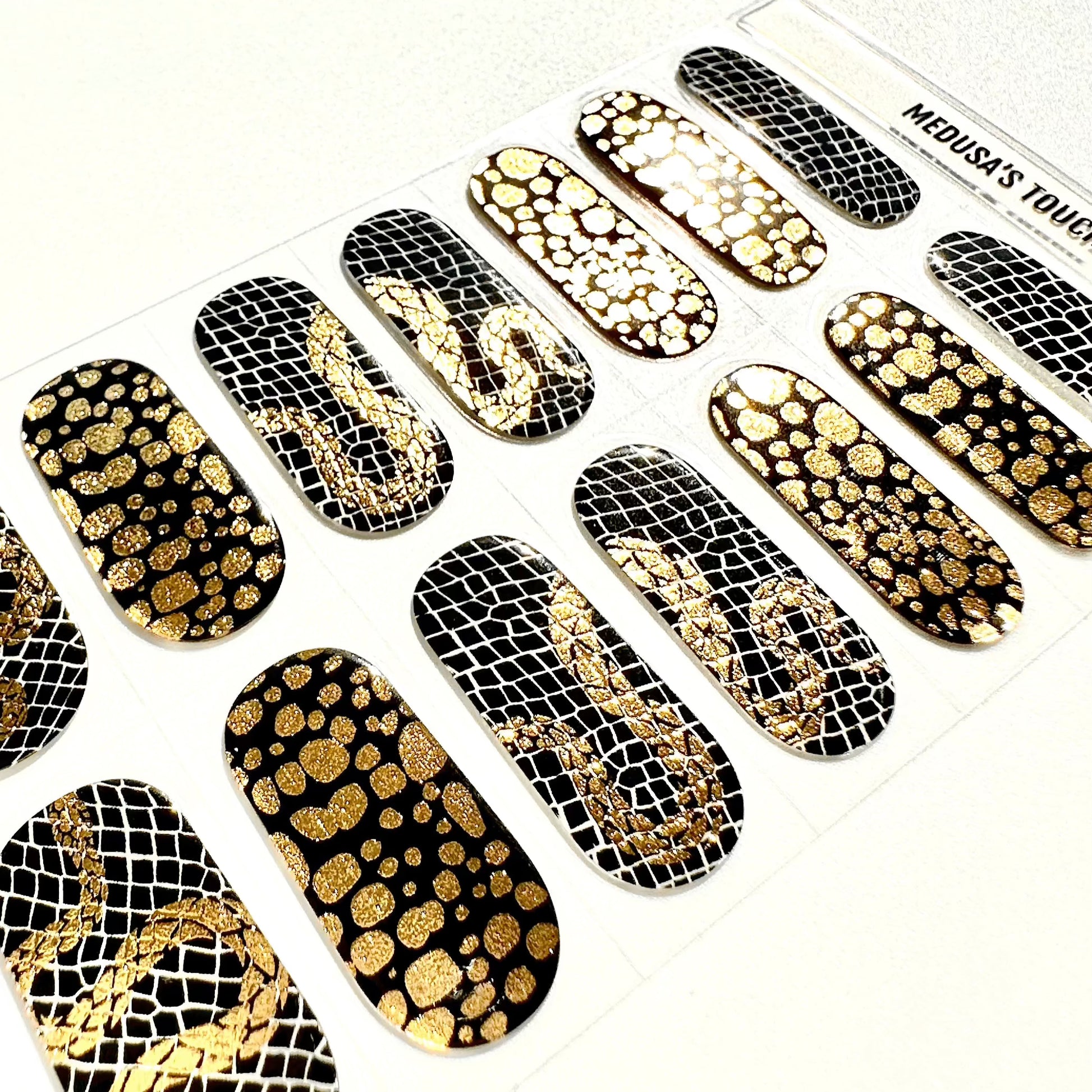 Holy Grail Nail Medusa's Touch - Gels