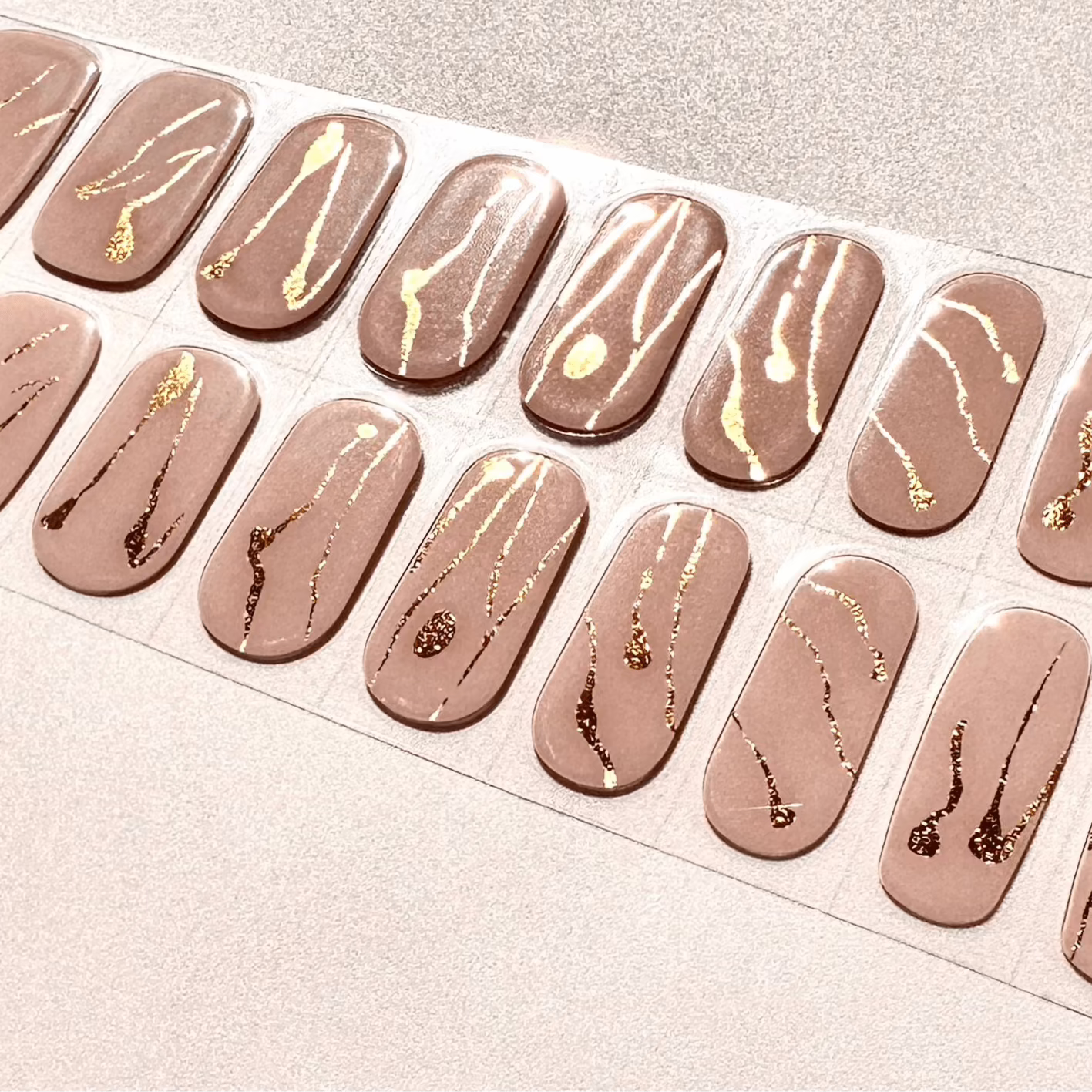 Holy Grail Nail Midas Touch - Gels