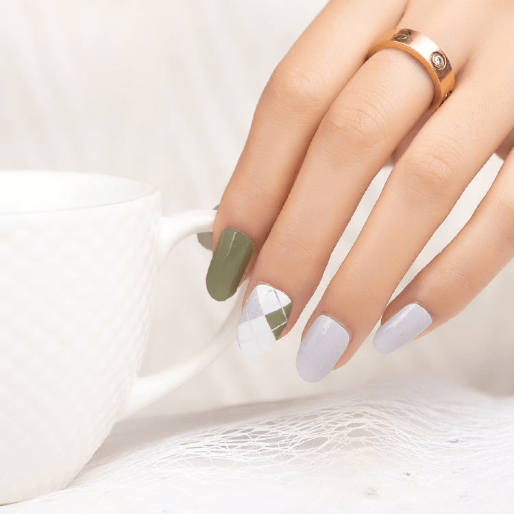 Holy Grail Nail Non-UV Nail Wraps Check Green - Holy Classics (Non-UV Nail Wraps)