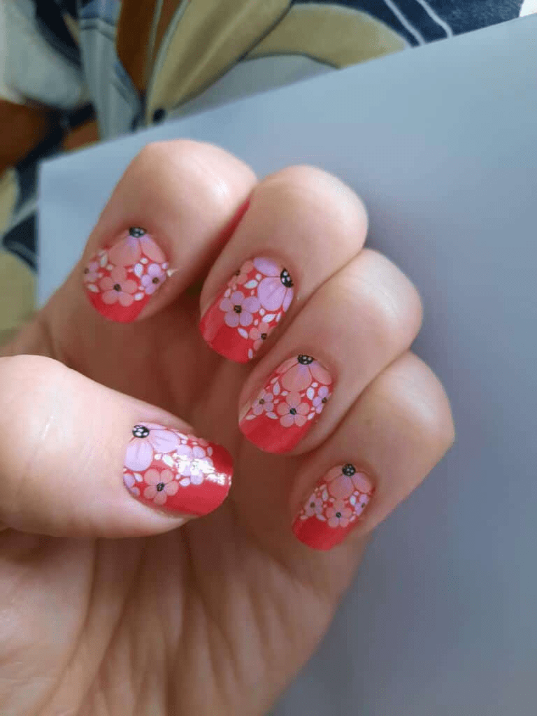 Holy Grail Nail Non-UV Nail Wraps Daisy Red - Holy Classics (Non-UV Nail Wraps)