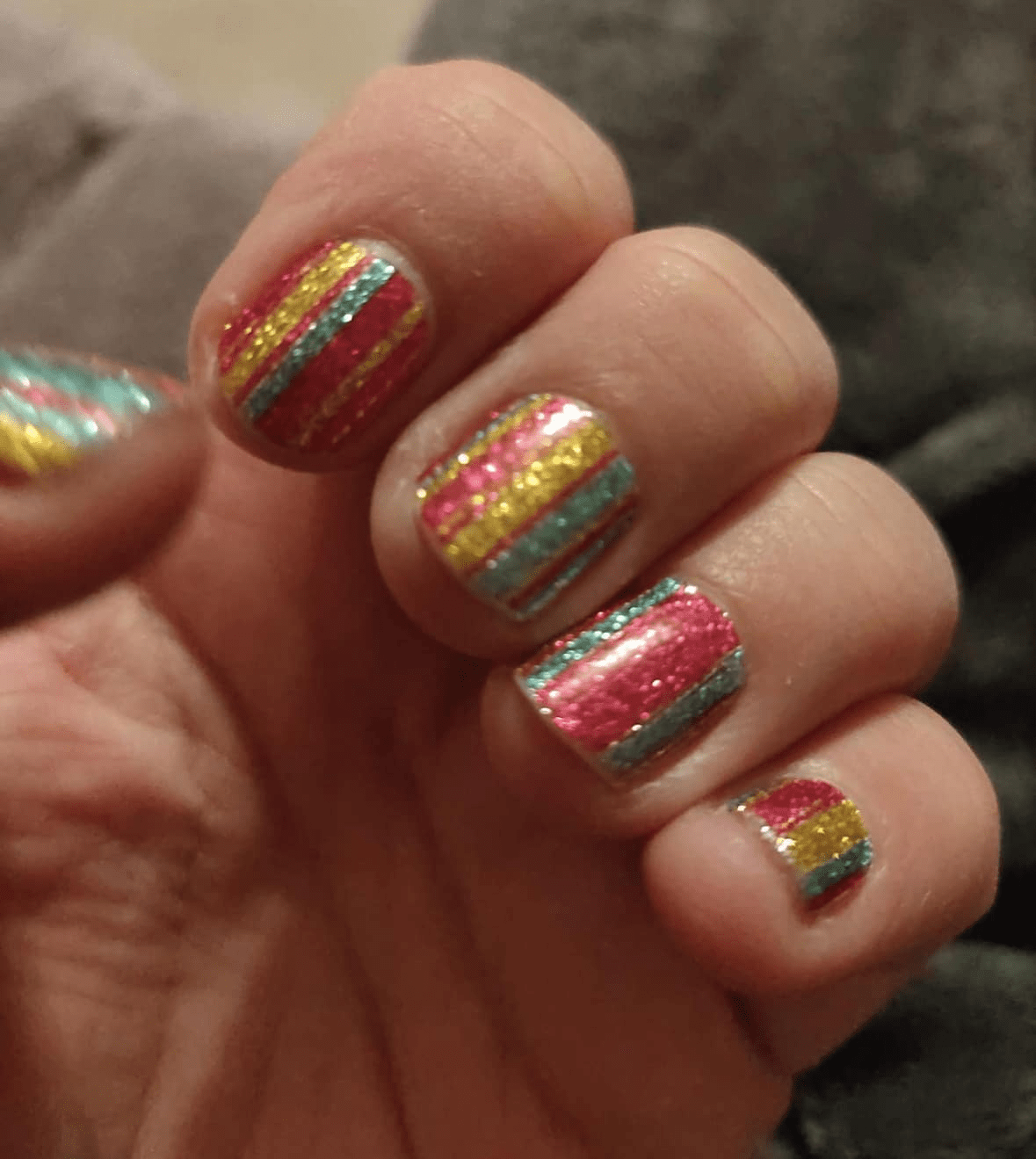 Holy Grail Nail Non-UV Nail Wraps Roller Stripes (Glitter) - Holy Classics (Non-UV Nail Wraps)