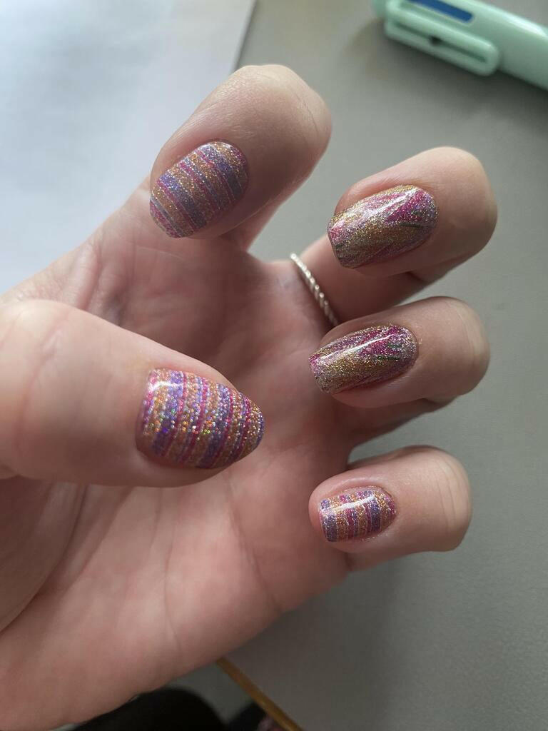 Holy Grail Nail Non-UV Nail Wraps Sweet Surprise - Holy Classics (Non-UV Nail Wraps)