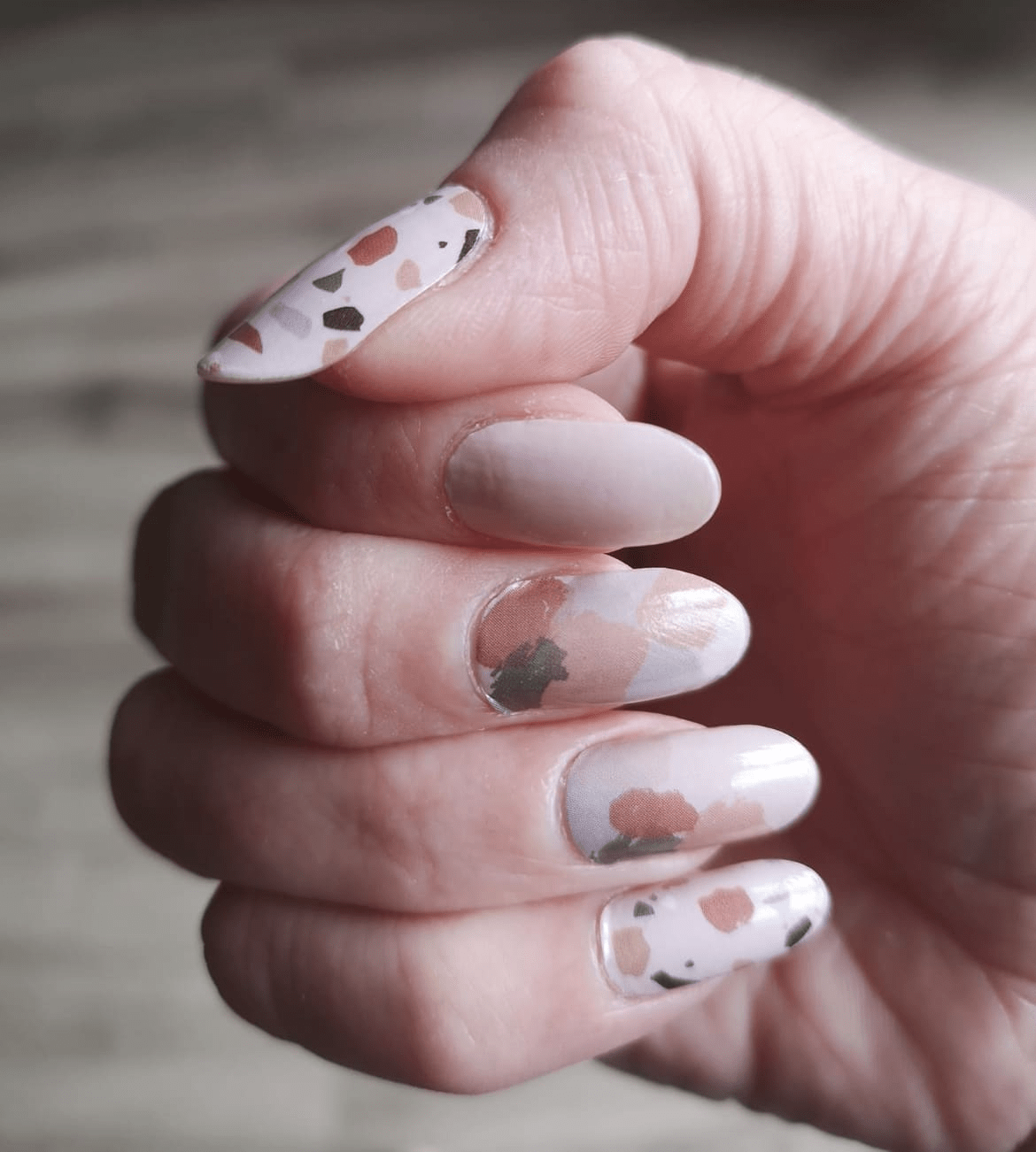 Holy Grail Nail Non-UV Nail Wraps Terrazzo - Holy Classics (Non-UV Nail Wraps)