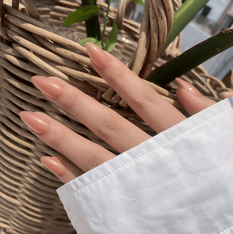 Holy Grail Nail press on Champagne Tastes (Glazed) - Soft Gel Press Ons (Short Almond)