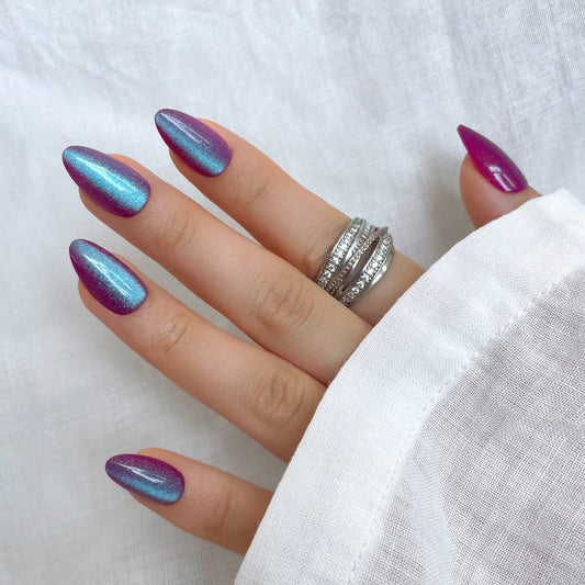 Holy Grail Nail press on Devil's Kiss (Cat's Eye) - Soft Gel Press Ons (Short Almond) (Copy)