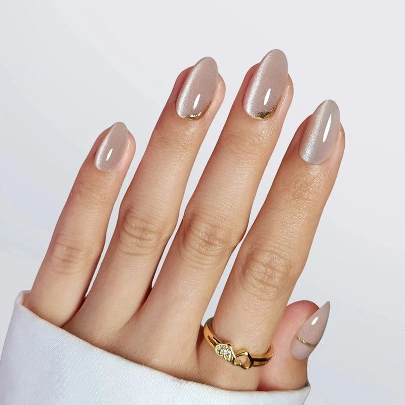 Holy Grail Nail press on Foxy (Cat's Eye)  - Soft Gel Press Ons (Short Almond)