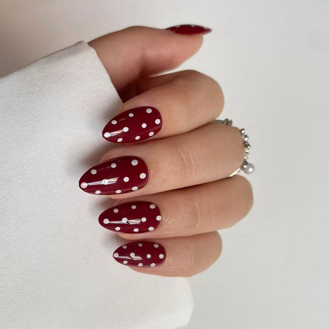 Holy Grail Nail press on Not Here to Blend In - Soft Gel Press Ons (Short Almond)