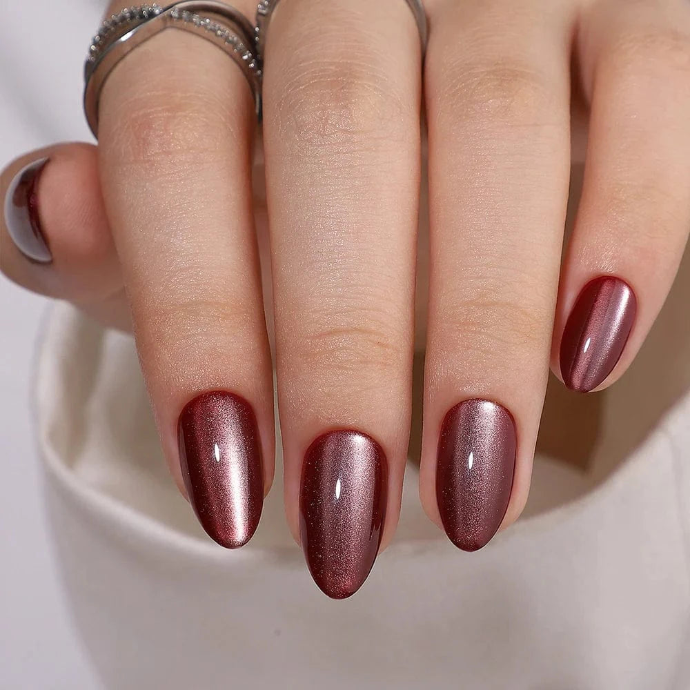 Holy Grail Nail press on Reputation (Cat's eye)