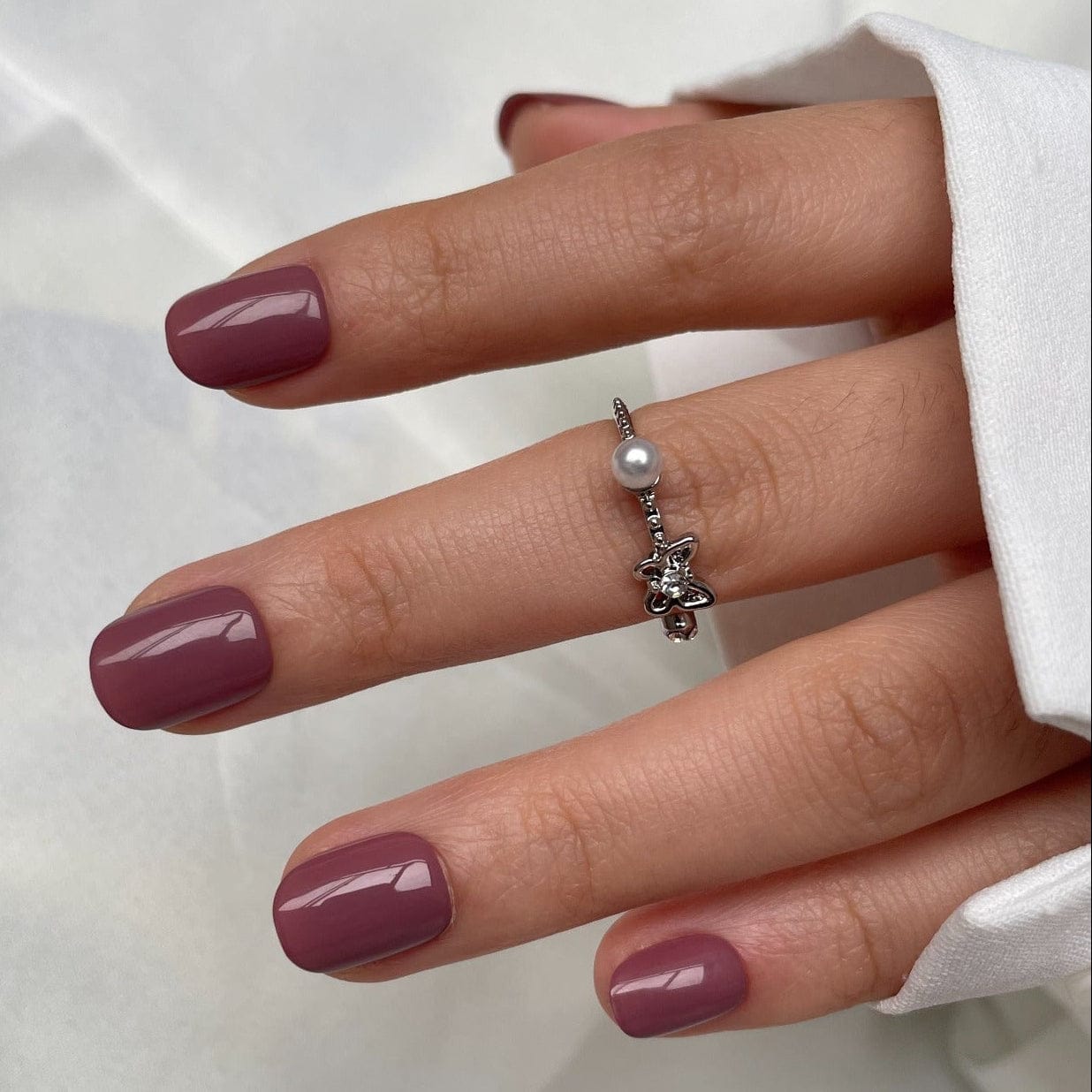 Holy Grail Nail press on Sulking Pink - Soft Gel Press Ons (Extra Short Natural)