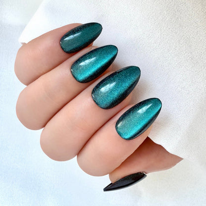 Holy Grail Nail press on Turquoise (Cat's Eye)  - Soft Gel Press Ons (Short Almond)